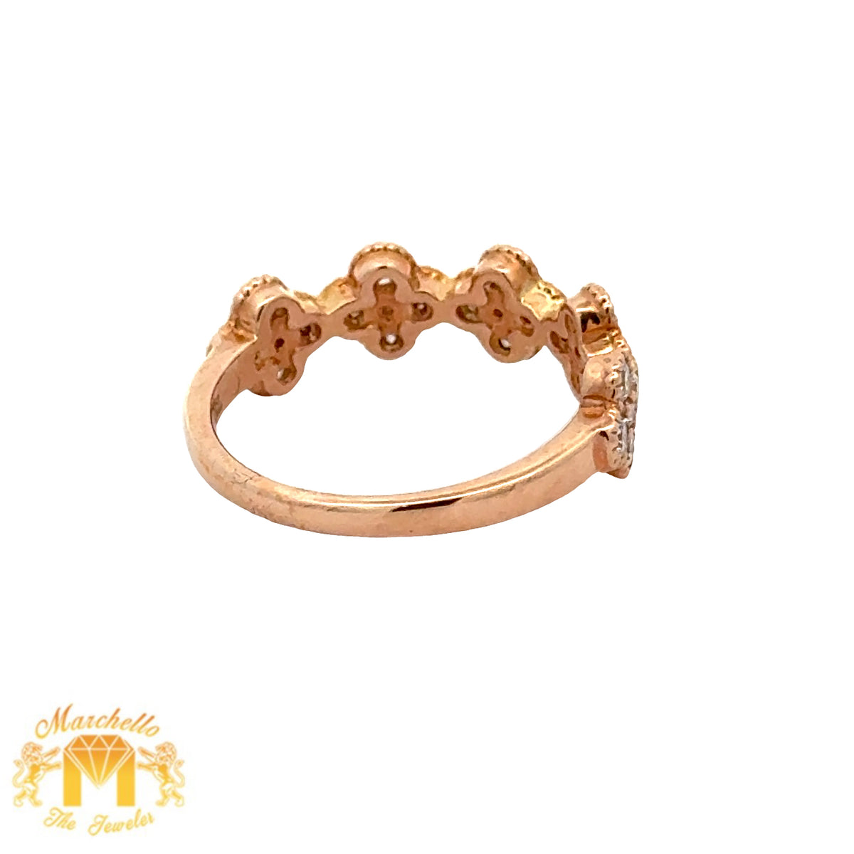 Vvsvs High Clarity Of Diamonds Set In A 18k Gold Ladies` Ring Choose