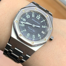 Load image into Gallery viewer, 37mm Audemars Piguet Royal Oak Watch