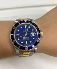 Load image into Gallery viewer, 40mm Submariner Rolex Watch with Two-tone Oyster Band