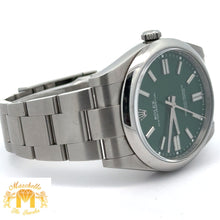 Load image into Gallery viewer, 41mm Rolex Watch with Stainless Steel Oyster Bracelet (Rolex papers, smooth bezel, green dial) (Model number: 124300)