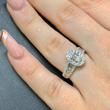 Load image into Gallery viewer, 14k Gold Oval-shaped Engagement Diamond Ring (choose gold color)