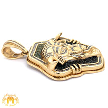 Load image into Gallery viewer, 9.80ct Diamonds 14k Yellow Gold Bull Pendant with Baguette and Round Diamonds