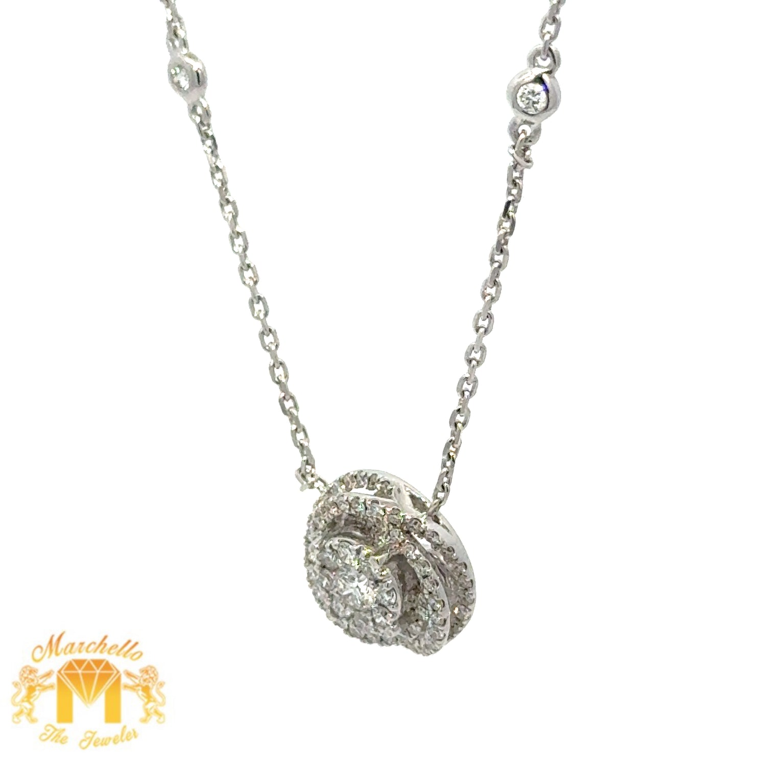 VVS/vs high clarity of diamonds set in a 18k White Gold Fancy Necklace with Round Diamonds