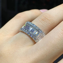 Load image into Gallery viewer, 6.60ct diamonds 18k White Gold Ring with Round and Baguette diamonds