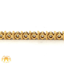 Load image into Gallery viewer, 9.86ct diamonds 14k Yellow Gold Bracelet with large Round diamonds