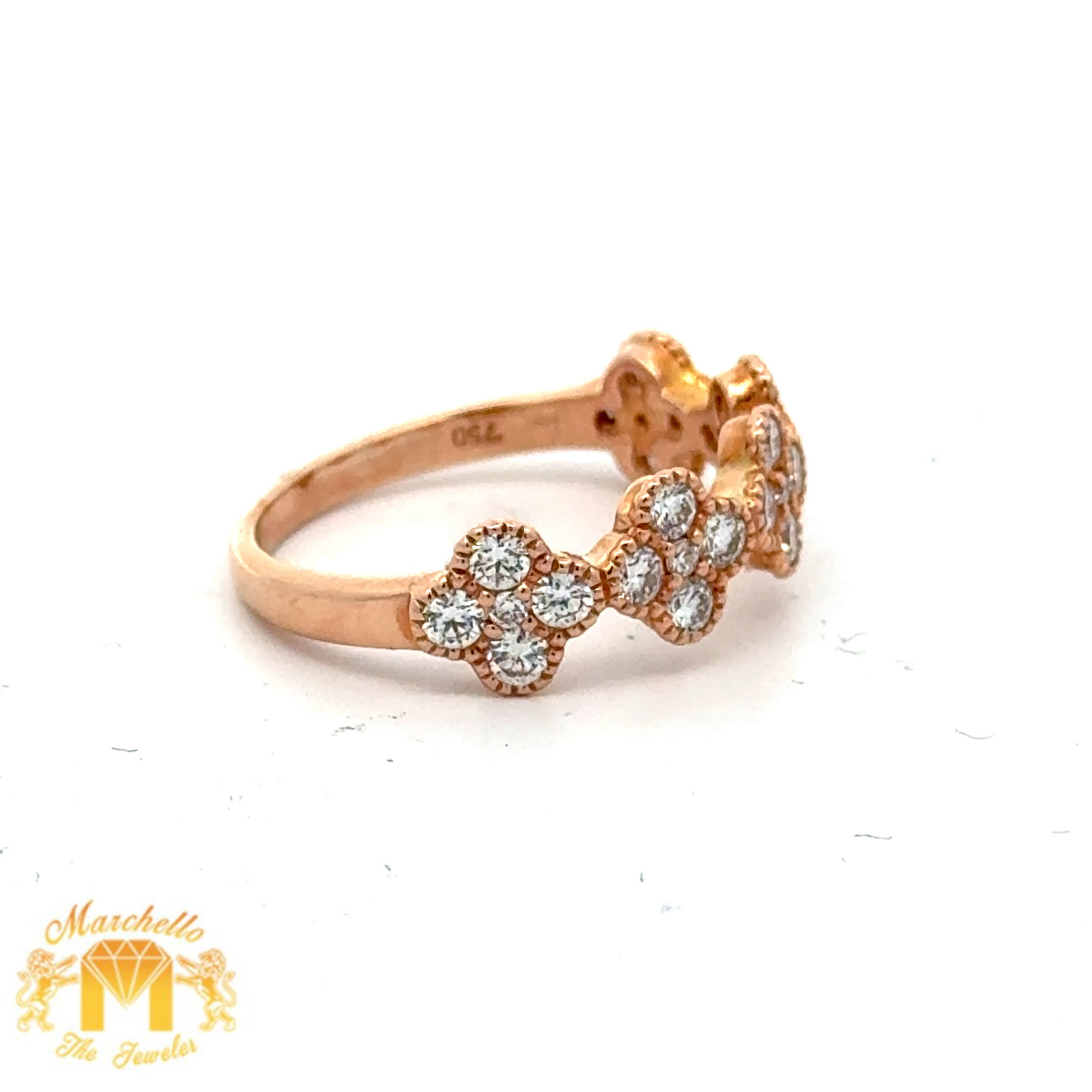 VVS/vs high clarity of diamonds set in a 18k Gold Ladies` Ring (choose your color)