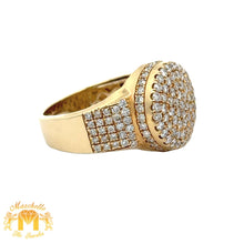 Load image into Gallery viewer, 14k Yellow Gold and Diamond Ring with Round Diamonds