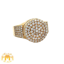 Load image into Gallery viewer, 14k Yellow Gold and Diamond Ring with Round Diamonds