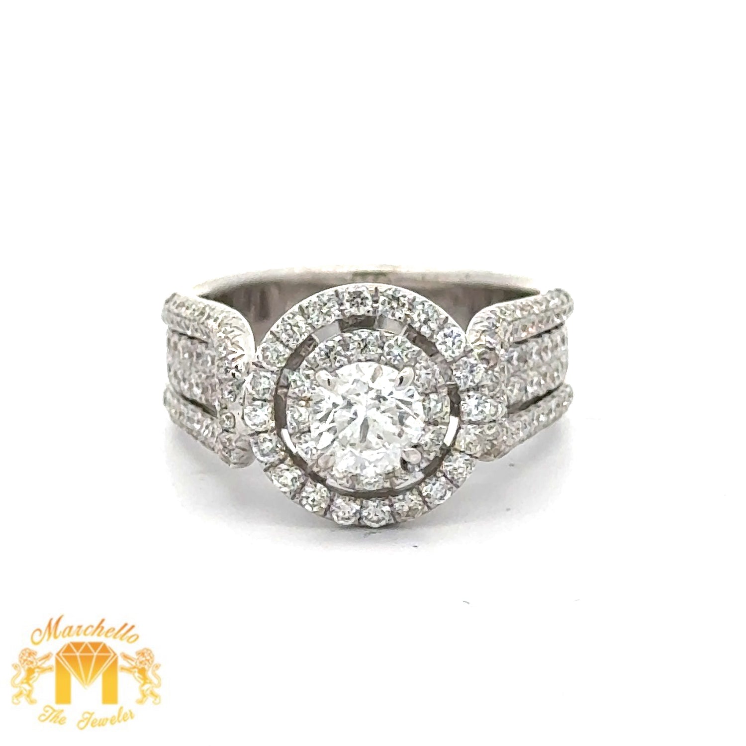 18k White Gold and Diamond Engagement Ring with Round Diamond