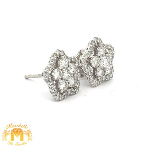 14k White Gold and Diamond Star Earrings with Round Diamonds