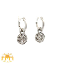Load image into Gallery viewer, VVS/vs high clarity of diamonds set in a 18k White Gold Earrings