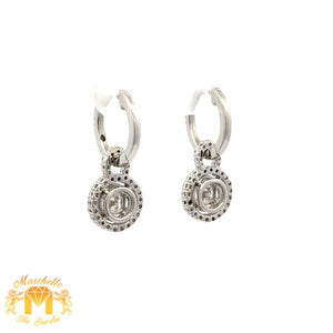 VVS/vs high clarity of diamonds set in a 18k White Gold Earrings