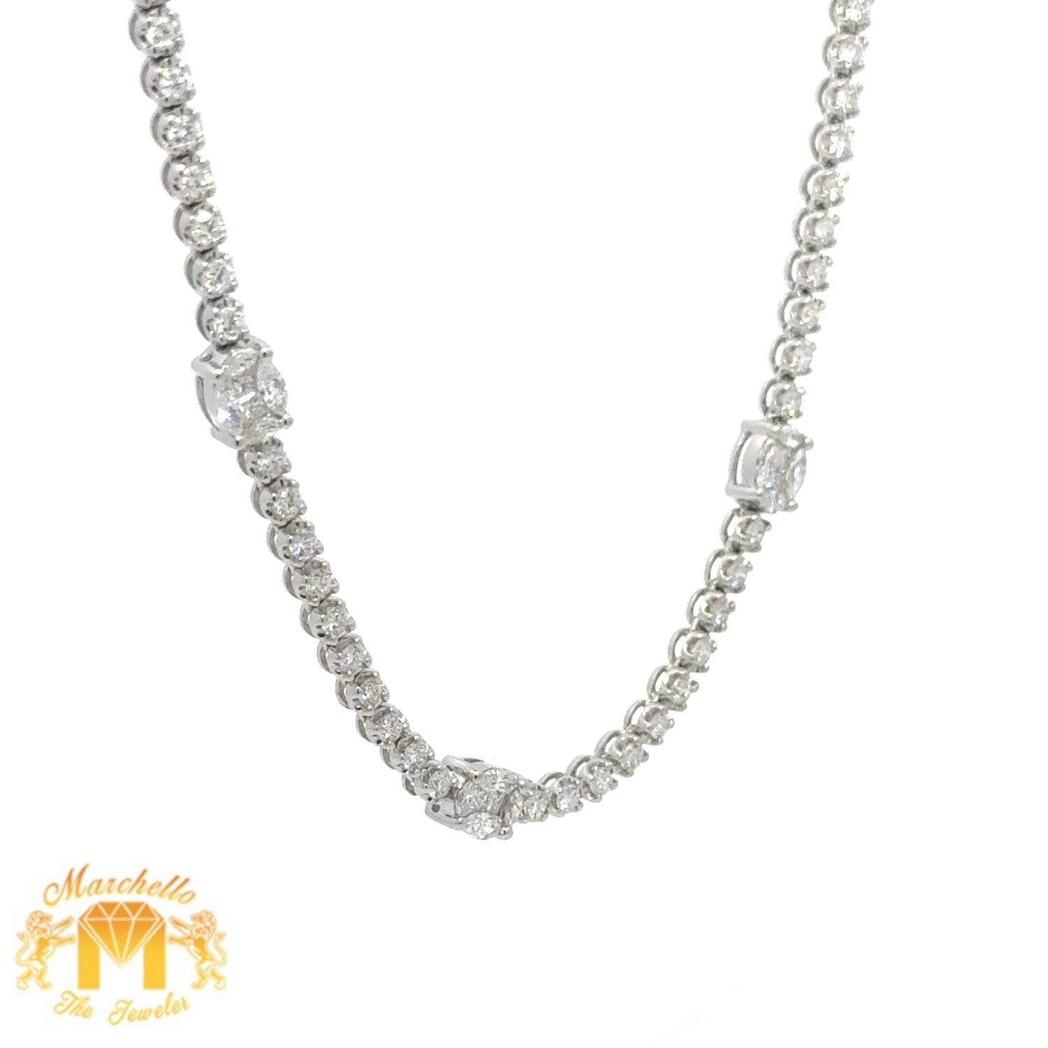 VVS/vs high clarity of diamonds set in a 18k White Gold Fancy Cushion Necklace
