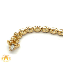 Load image into Gallery viewer, Gold and Diamond Round shaped Fancy Link Bracelet with Baguette and Round Diamonds