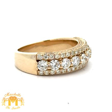 Load image into Gallery viewer, 14k Yellow Gold and Diamond Wedding Band with Round Diamonds