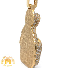 Load image into Gallery viewer, 6.30ct diamonds 14k Yellow Gold Mary Pendant with Round Diamonds