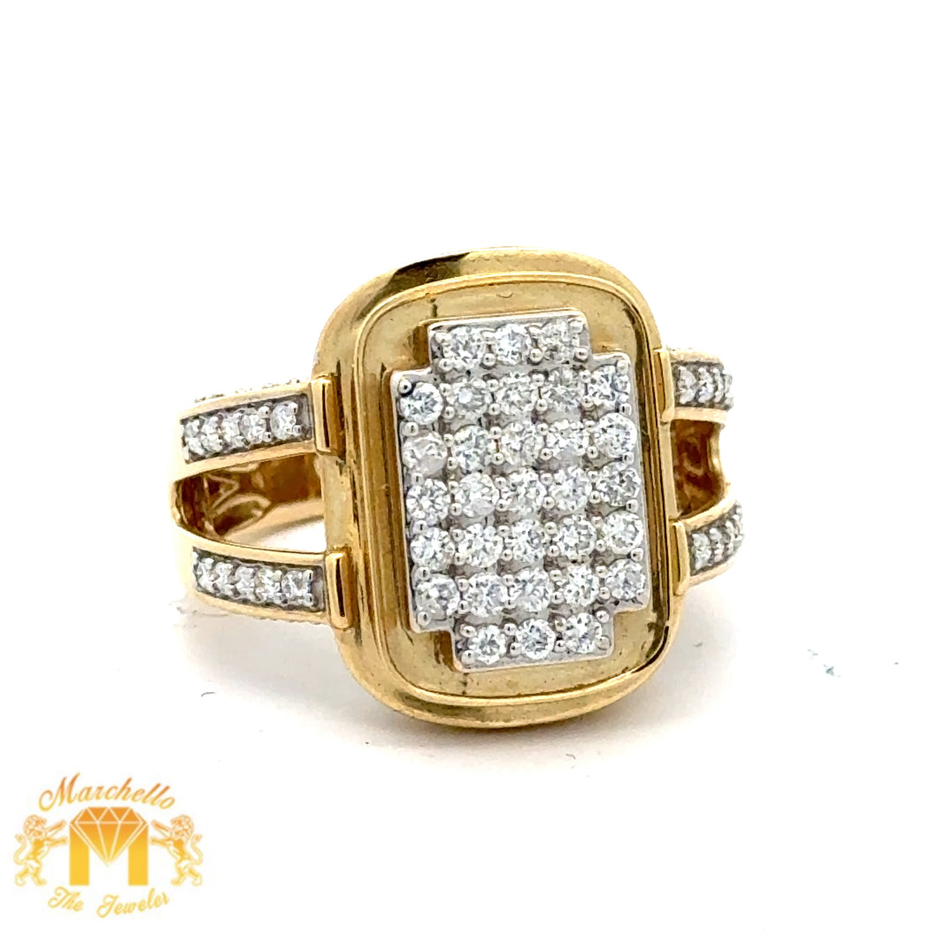 14k Yellow Gold and Diamond Men`s Ring with Round Diamonds