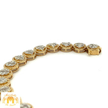 Load image into Gallery viewer, Gold and Diamond Round shaped Fancy Link Bracelet with Baguette and Round Diamonds