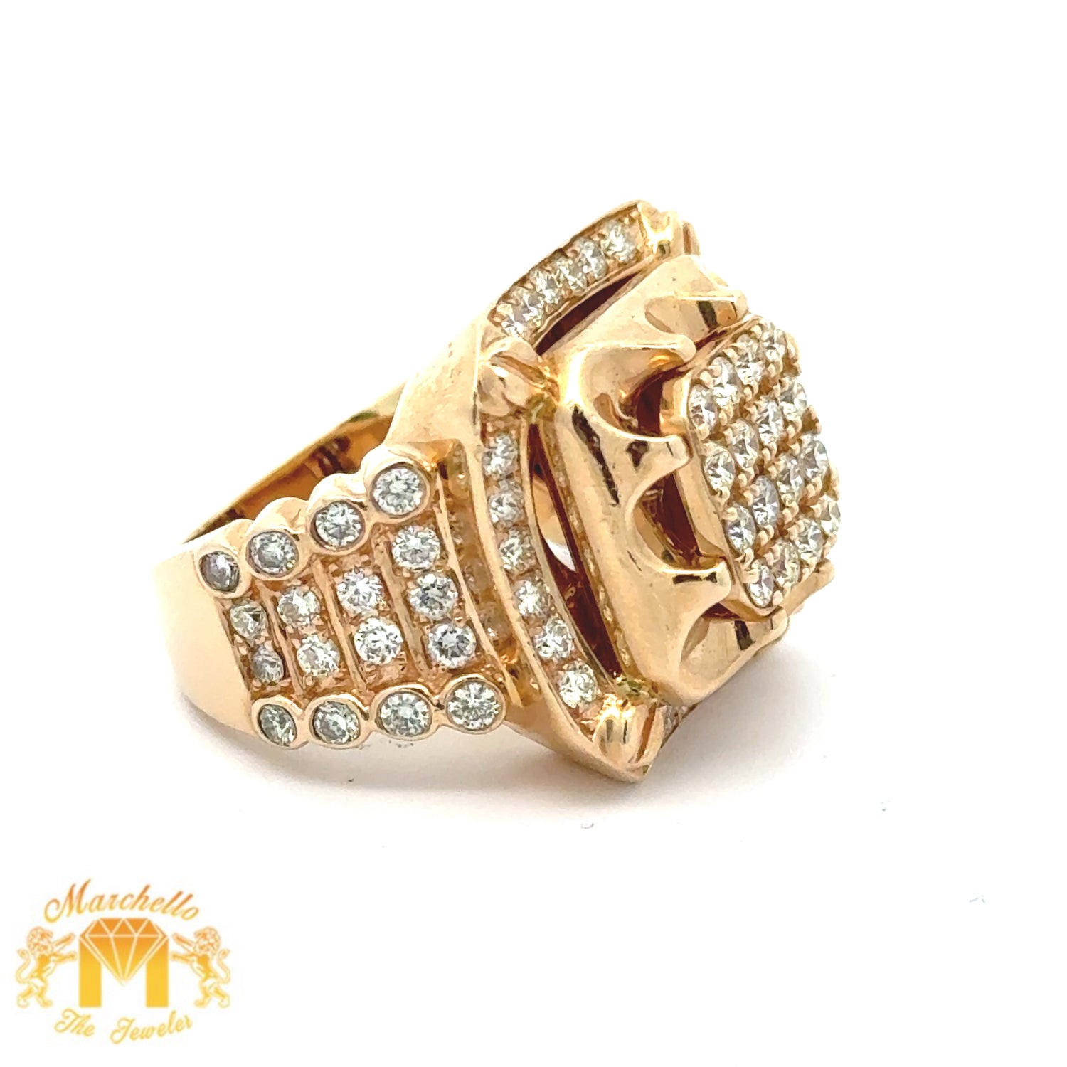 14k Yellow Gold and Diamond Men`s Ring with Round Diamonds