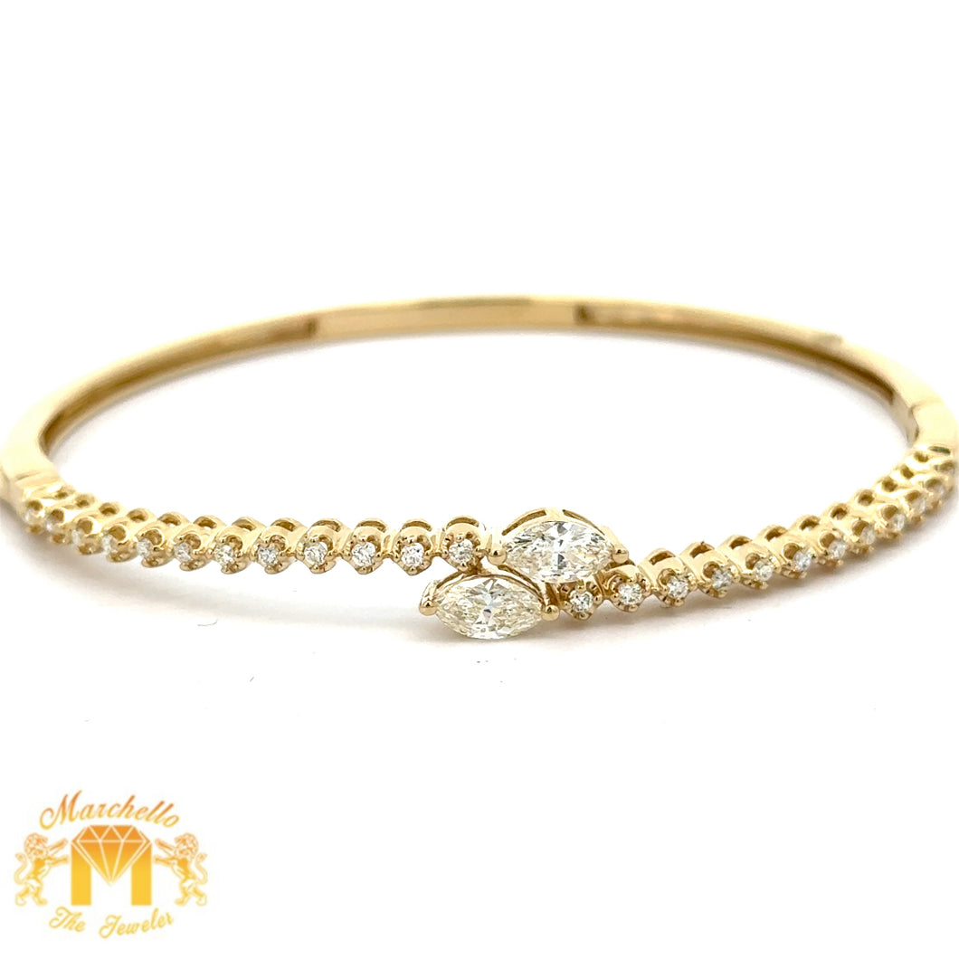 14k yellow gold and diamond Fancy Bangle Bracelet