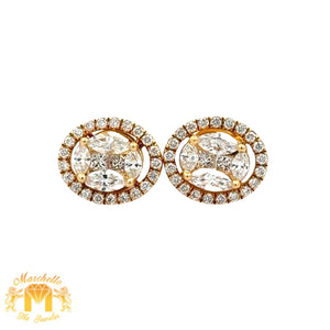 VVS/vs high clarity of diamonds set in a 18k gold Oval shape Earrings (choose your color)
