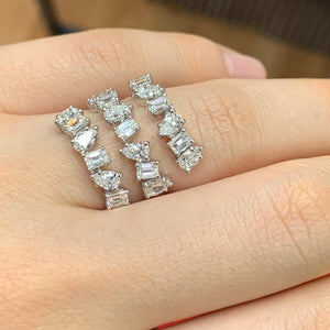 VVS/vs high clarity of diamonds set in a 18k white gold Ladies` Fancy Ring