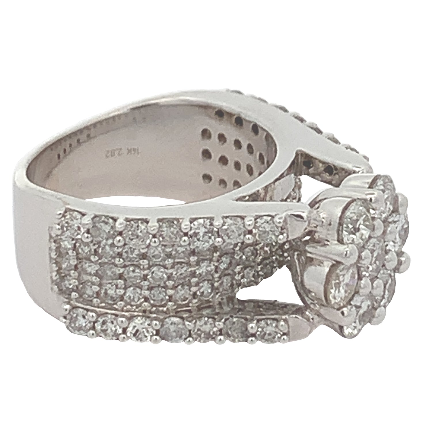 3ct diamonds 14k White Gold Flower Shaped Ring with Round Diamonds