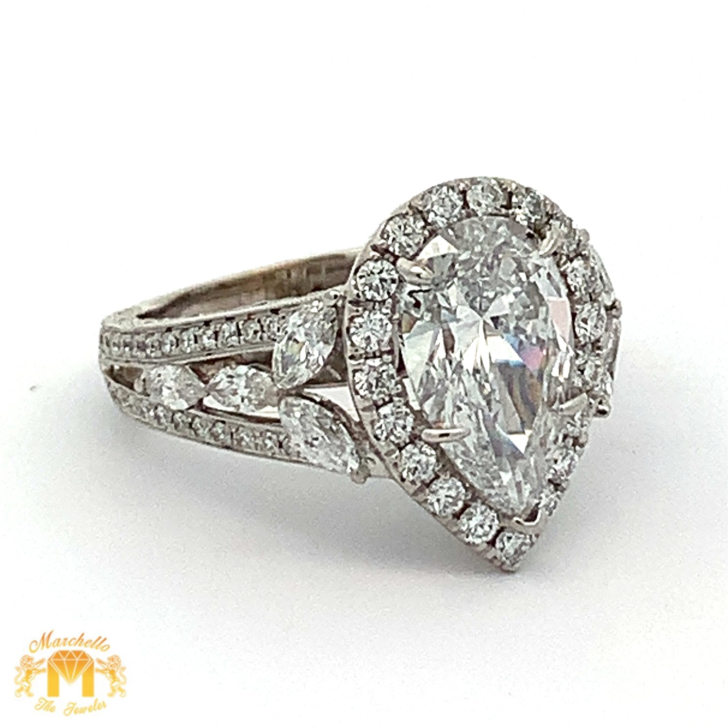5.02ct VS1 Clarity&E in color, GIA certified 18k gold Pear shape Natural/Real Earth mined diamond Engagement Ring