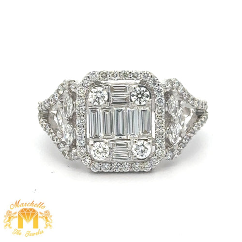 VVS/vs high clarity of diamonds set in a 18k White Gold Ladies` Ring with Round and Baguette Diamonds