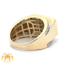 Load image into Gallery viewer, 14k Yellow Gold and Diamond Men`s Ring with Round Diamonds