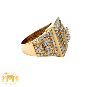 4.26ct diamonds 14k yellow gold Men`s Ring with Round and Baguette Diamonds