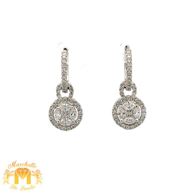 VVS/vs high clarity of diamonds set in a 18k White Gold Earrings