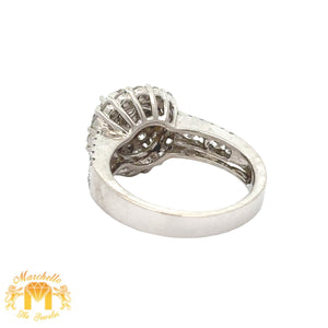 18k white gold and diamond Ladies`Ring with Round diamonds