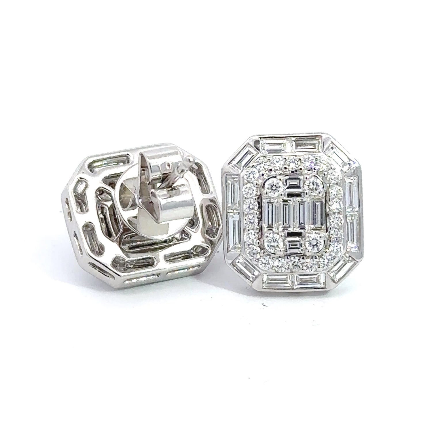 VVS/vs high clarity diamonds set in a 18k gold Rectangle Shaped Earrings with Baguettes and Round Diamond (choose your color)