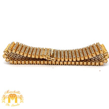 Load image into Gallery viewer, 9.80ct diamonds 10k Yellow Gold Bracelet with Round Diamonds