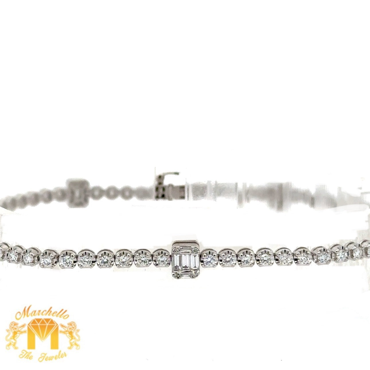 VVS/vs high clarity & E/F in color diamonds set in a 18k White Gold Fancy Tennis Bracelet
