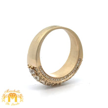 Load image into Gallery viewer, 14k Yellow Gold and Diamond Wedding Band with Round Diamonds