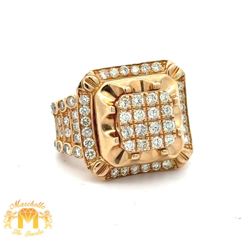 14k Yellow Gold and Diamond Men`s Ring with Round Diamonds