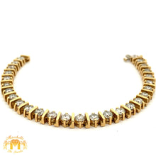 Load image into Gallery viewer, 9.86ct diamonds 14k Yellow Gold Bracelet with large Round diamonds