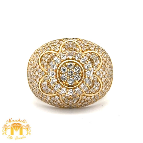 14k Yellow Gold and Diamond Men`s Ring with Round Diamonds
