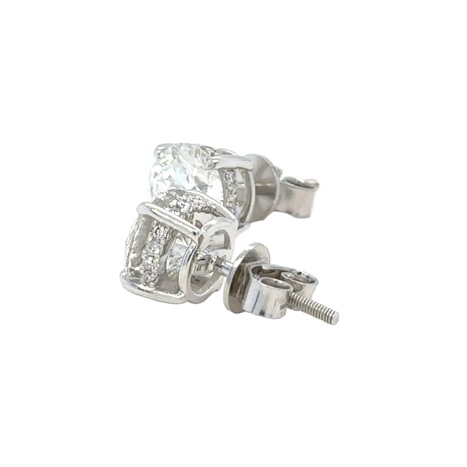 14k white gold lab diamonds earring.