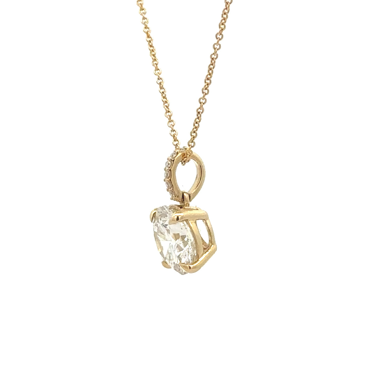 14k Yellow Gold and Diamond Round Shaped Necklace