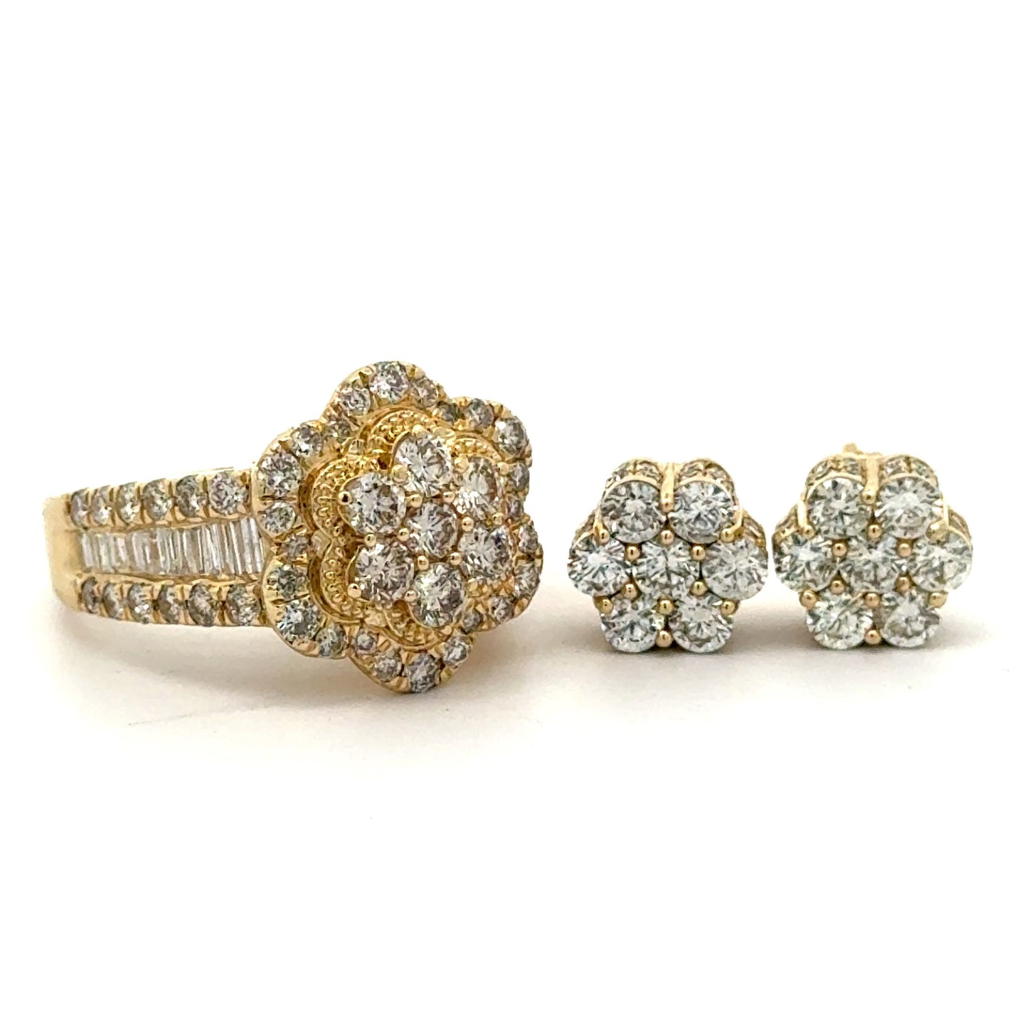 6 piece deal: 14k yellow gold and diamond Earrings + Ring + 2 pairs of complimentary earrings + 2 gifts (BLACK FRIDAY SPECIAL)