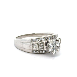 14k white gold and diamond Ring