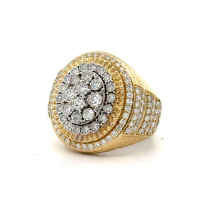 14k yellow gold and diamond Ring