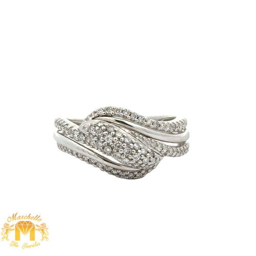 14k white gold and diamond Band with Round diamonds