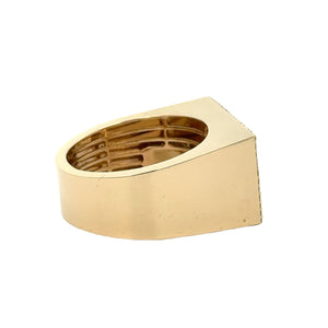 Yellow gold and Diamond Men`s Ring with round diamonds