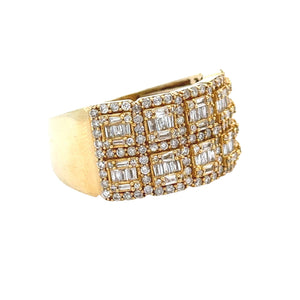 14k yellow gold and diamond Men`s Band