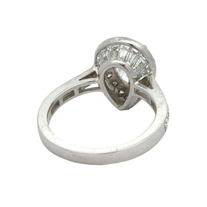 18k white gold and diamond Pear shape Engagement Ring