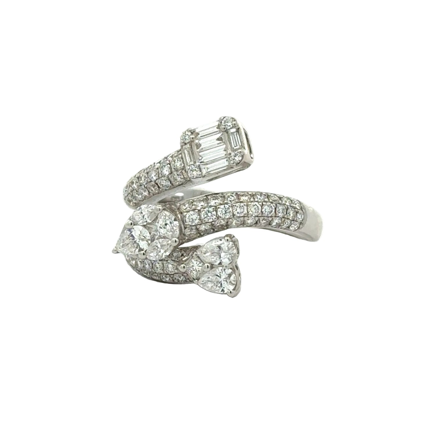 18k white gold and diamond Ladies` Fancy Ring